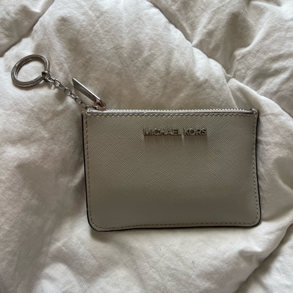 micheal kors keychain wallet